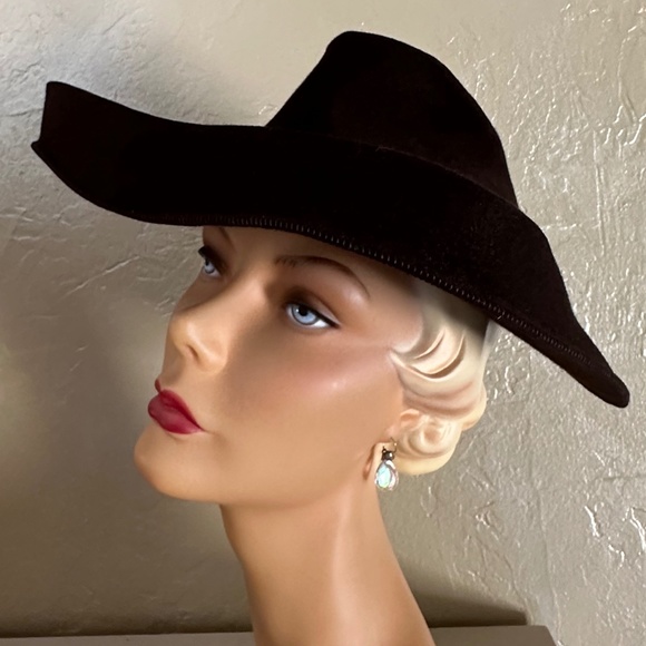 ENCHANTING 1940\'s CHOCOLATE BROWN FELT WIDE BRIM HAT main image 8